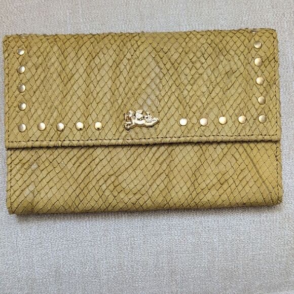 Elegant Gold Leather Tri-Fold Wallet Clutch with Studded Detail Made In Italy - Picture 7 of 7